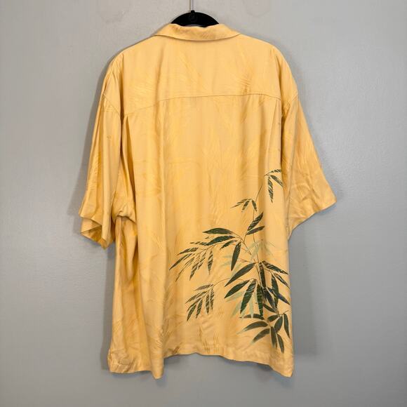 Tommy Bahama Button Up Shirt Men XL Light Yellow Silk Bamboo Leaf Print Hawaiian - Picture 2 of 6